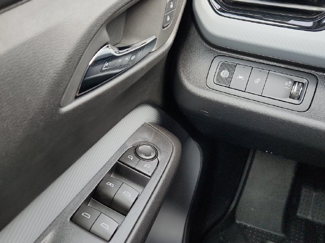 New 2027 Chevrolet Bolt LT w/ Comfort Package FWD image 22