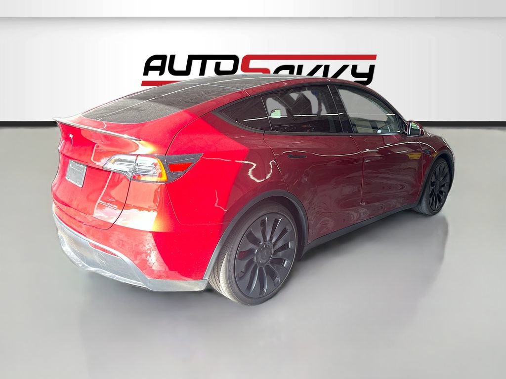 Used 2024 Tesla Model Y Performance AWD/4WD image 7
