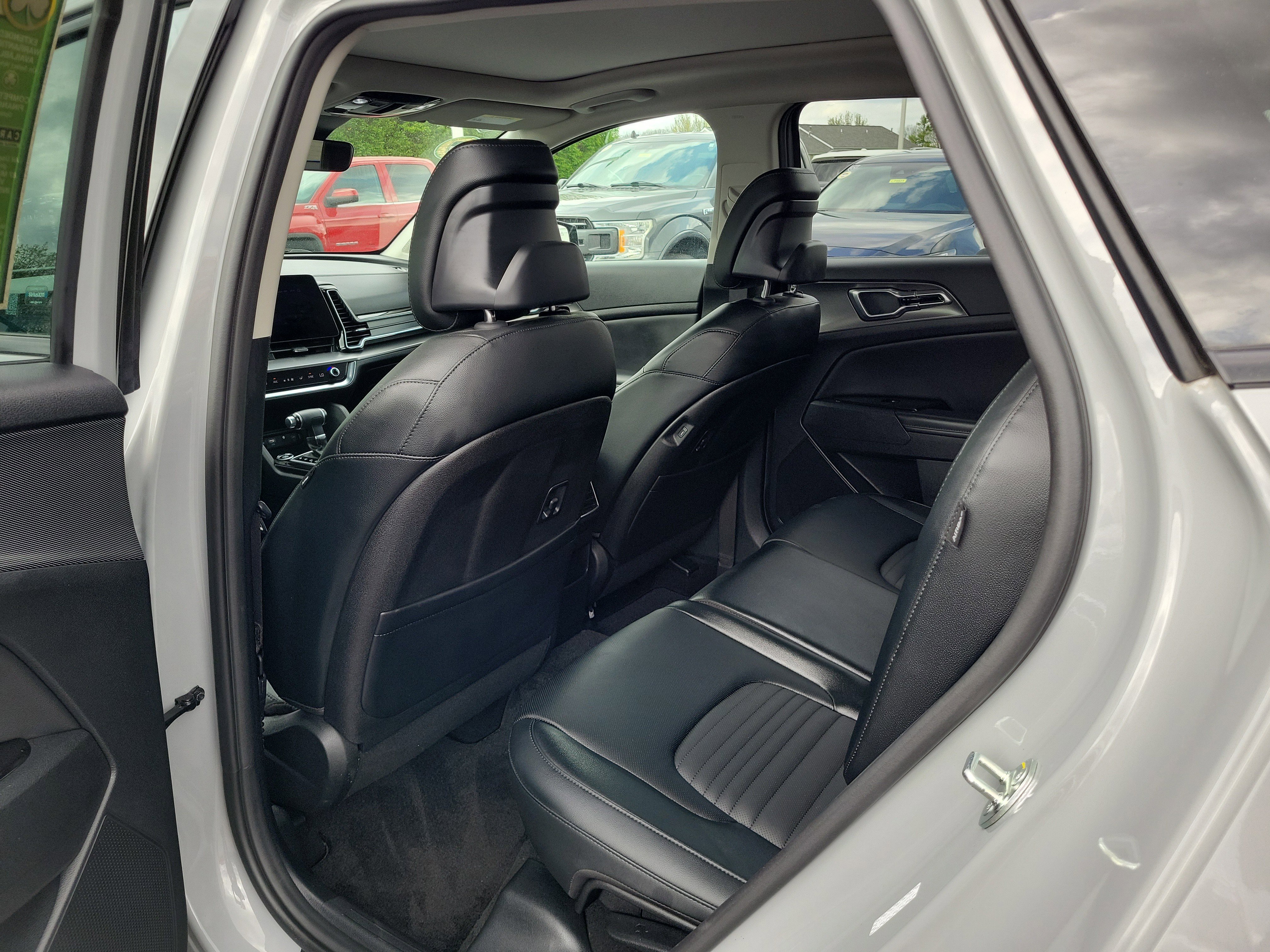 Used 2024 Kia Sportage SX image 14