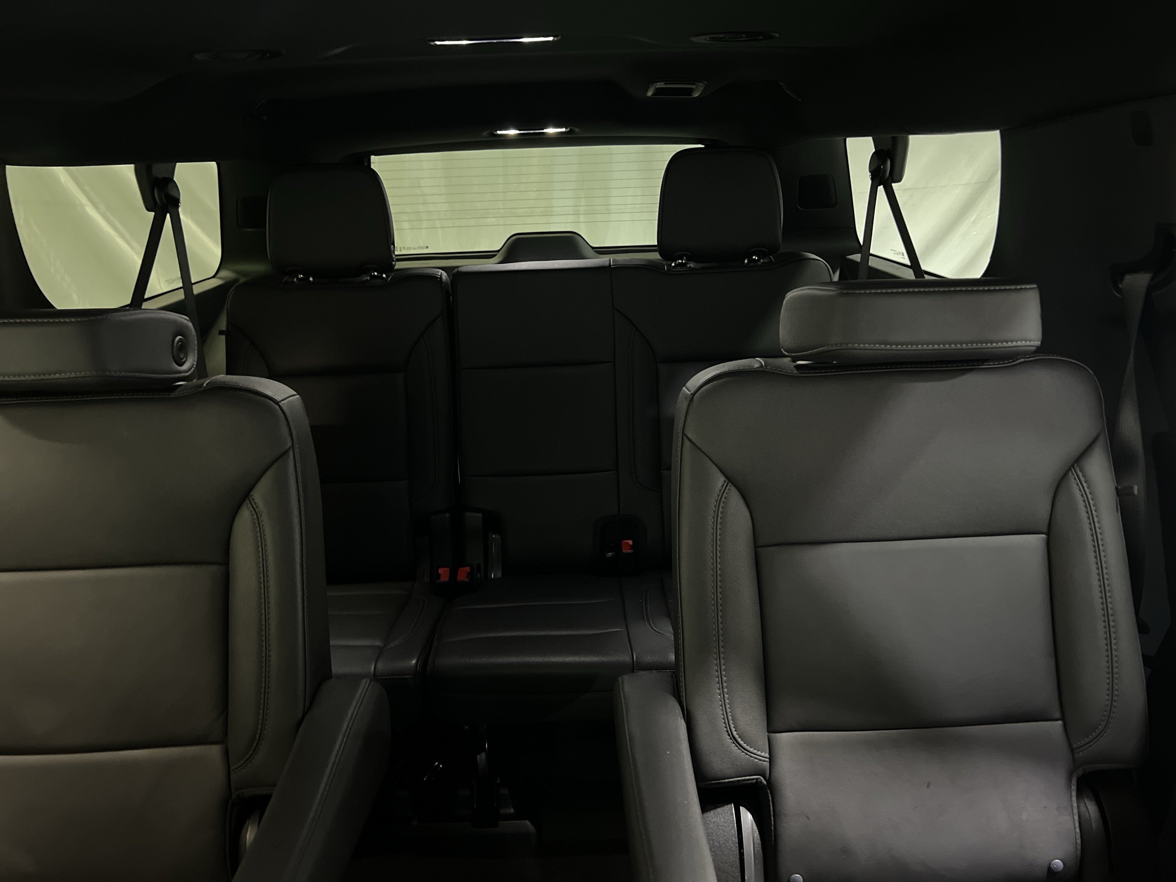 Certified 2026 Chevrolet Suburban LT w/ Comfort Package AWD/4WD image 18