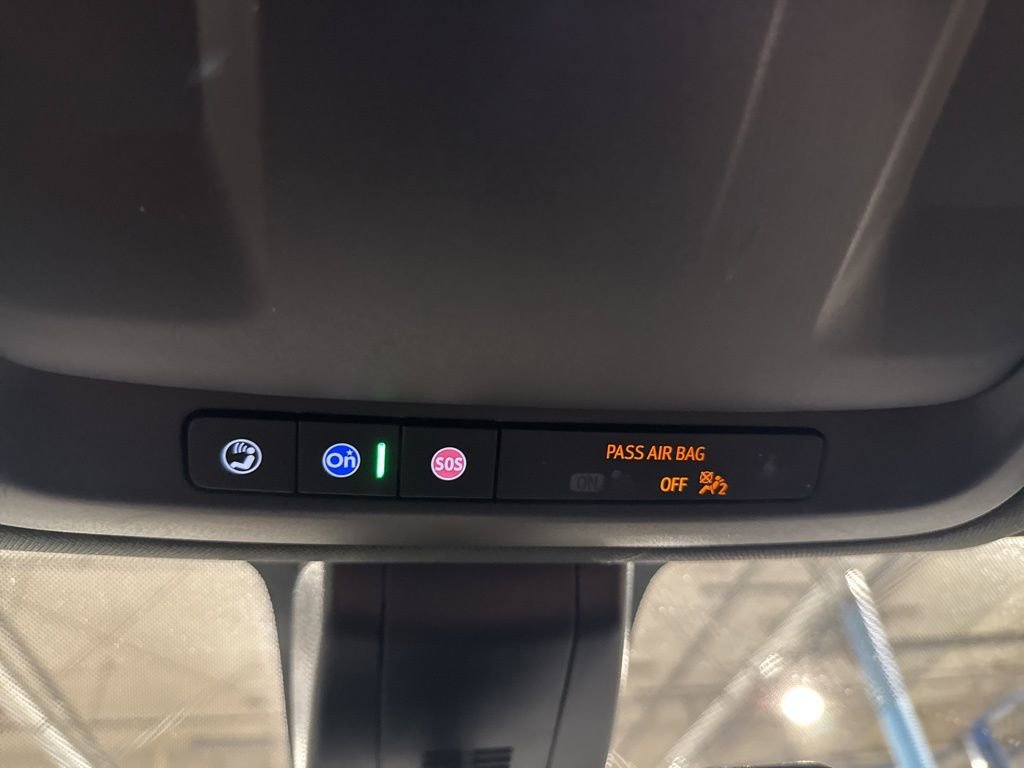 Used 2022 GMC Yukon XL SLT w/ SLT Luxury Package image 36