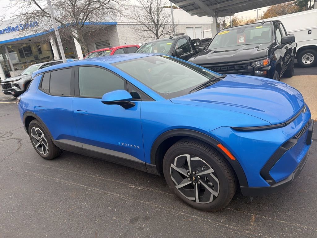 New 2026 Chevrolet Equinox EV LT video 1