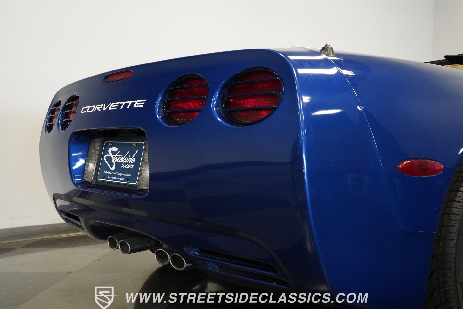Used 2002 Chevrolet Corvette Convertible w/ Preferred Equipment Group2 image 32