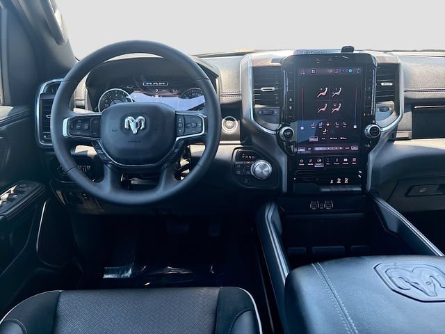 Used 2025 RAM 1500 Laramie AWD/4WD image 24