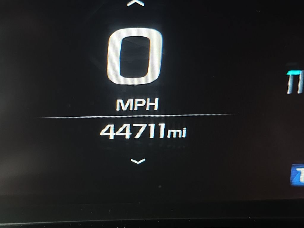 Used 2018 Chevrolet Camaro SS RWD image 24