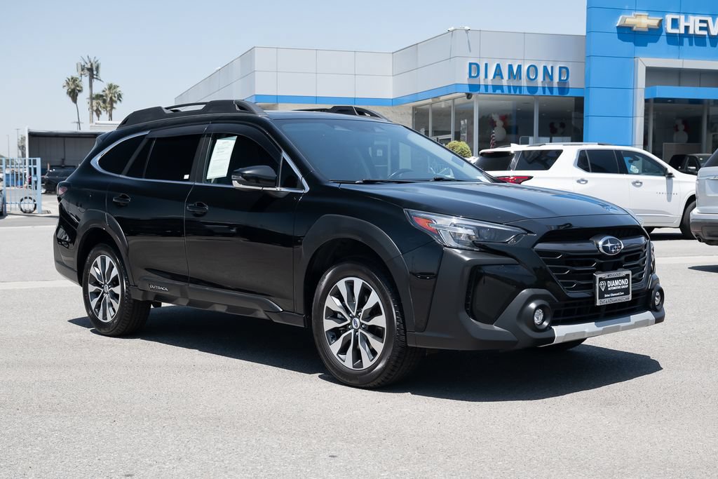 Used 2023 Subaru Outback Limited AWD/4WD image 1