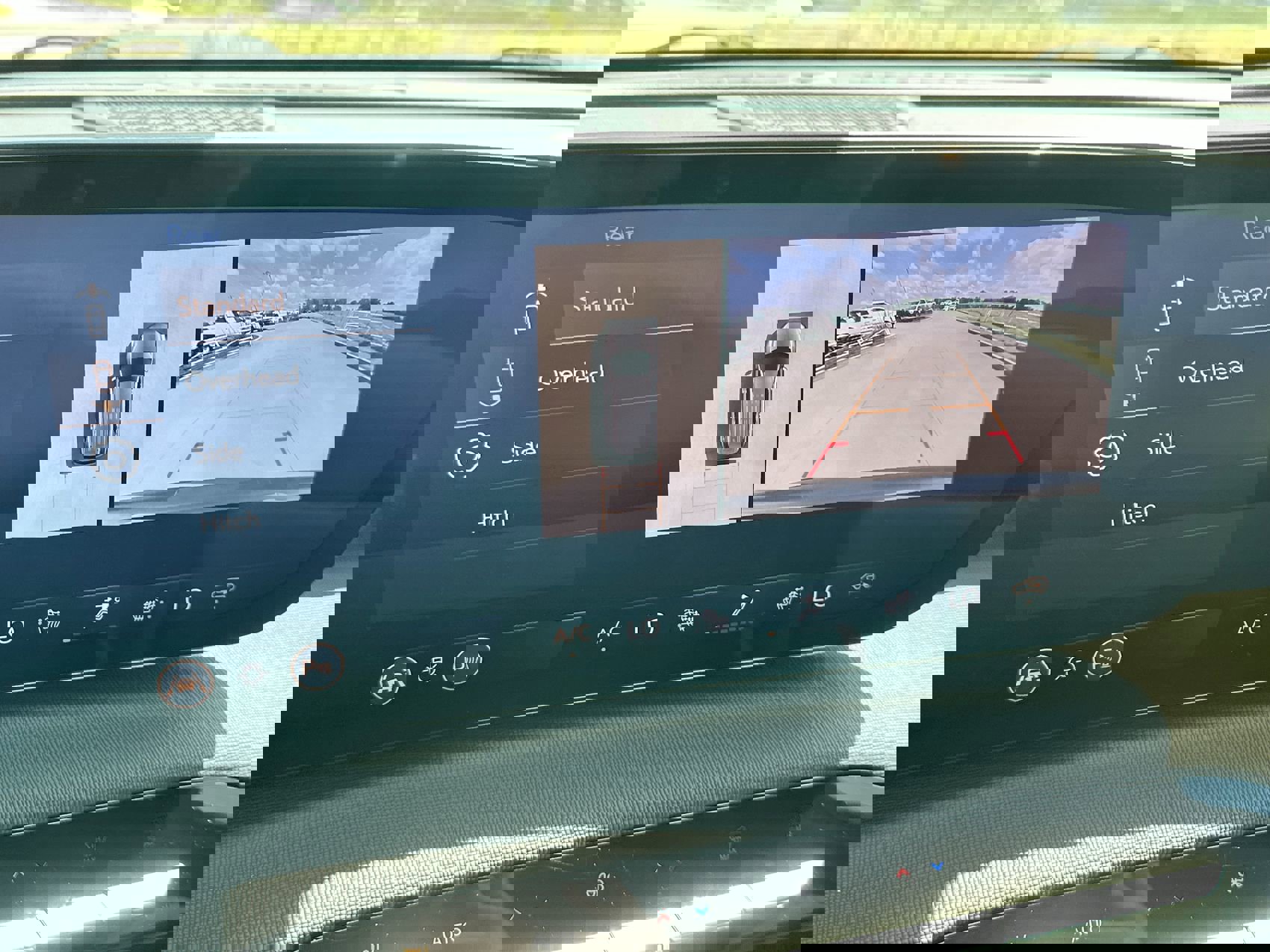 Certified 2026 Buick Enclave Preferred image 17