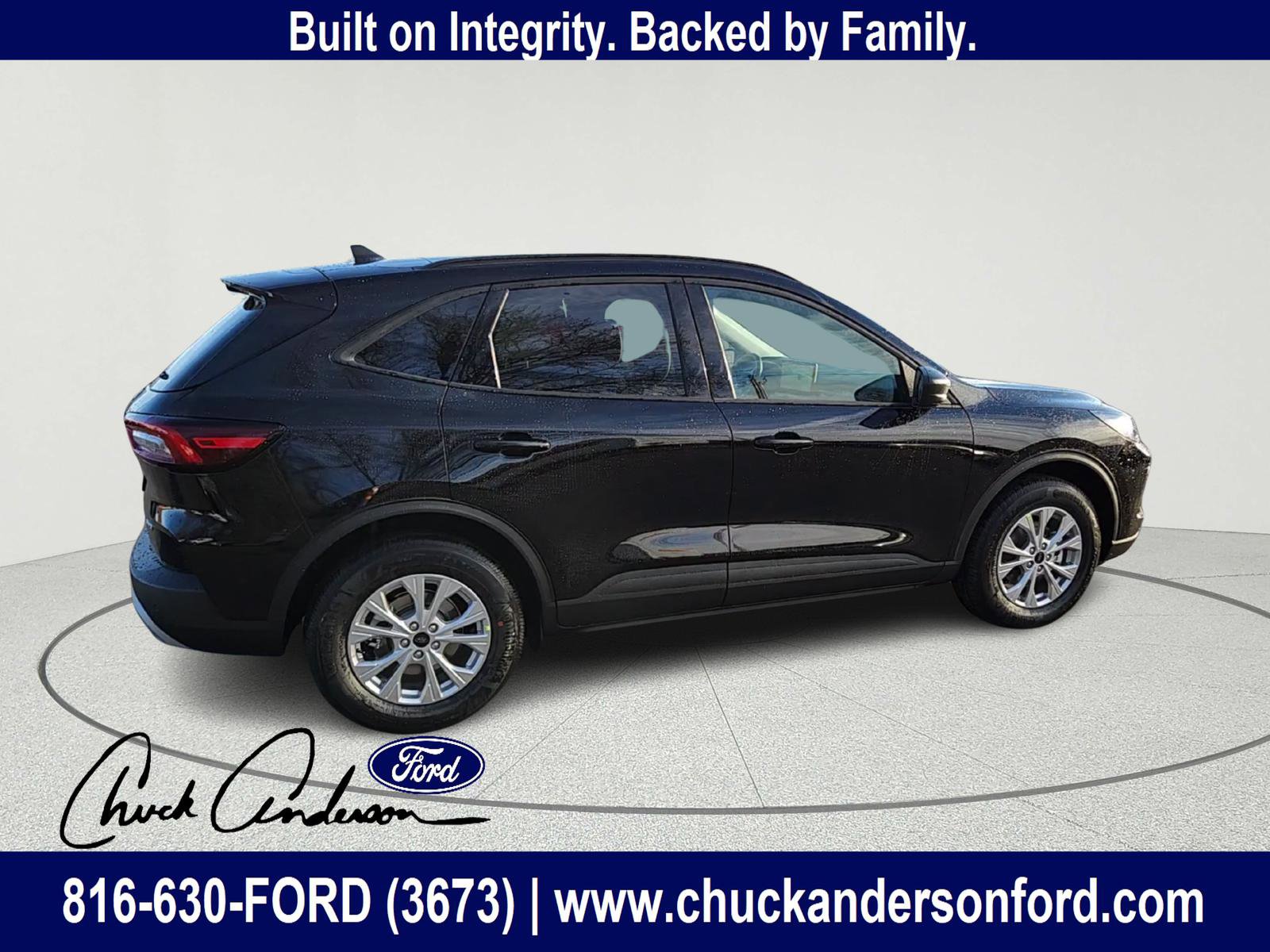 New 2025 Ford Escape Active w/ Active Premium Tech Pack image 3