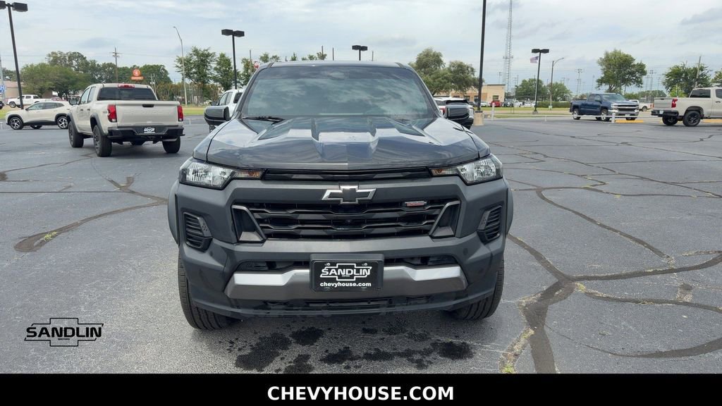 Used 2023 Chevrolet Colorado Trail Boss w/ Technology Package AWD/4WD image 12