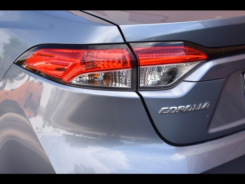 Used 2022 Toyota Corolla LE FWD image 47