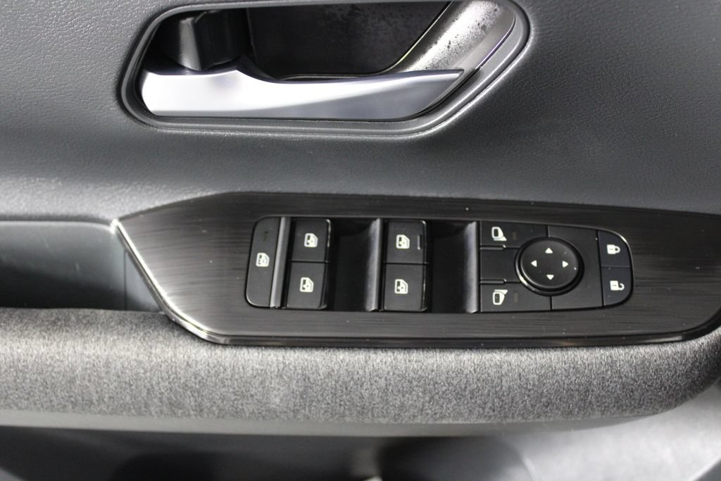 Certified 2026 Nissan Kicks SV FWD image 22