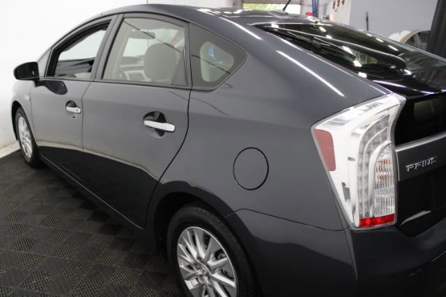 Used 2015 Toyota Prius Prime Plug-In Hybrid image 9