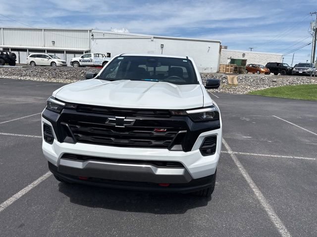 Used 2023 Chevrolet Colorado Z71 w/ Z71 Convenience Package 2 image 3