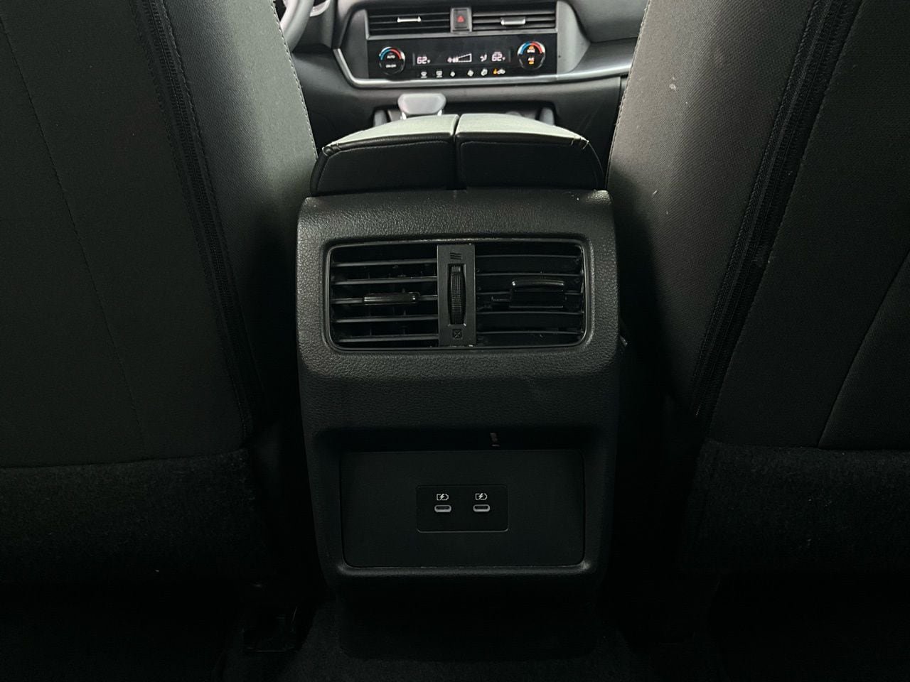 Used 2025 Nissan Rogue SV image 13