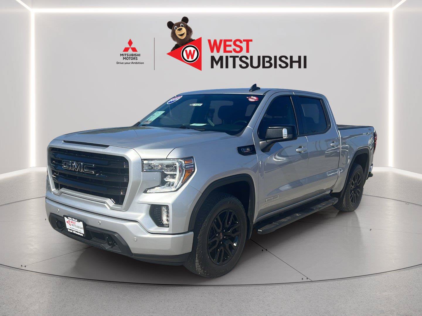 Used 2022 GMC Sierra 1500 Elevation w/ LPO, Elevation Black Package AWD/4WD image 1