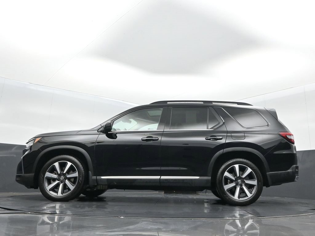 Used 2023 Honda Pilot Elite image 14