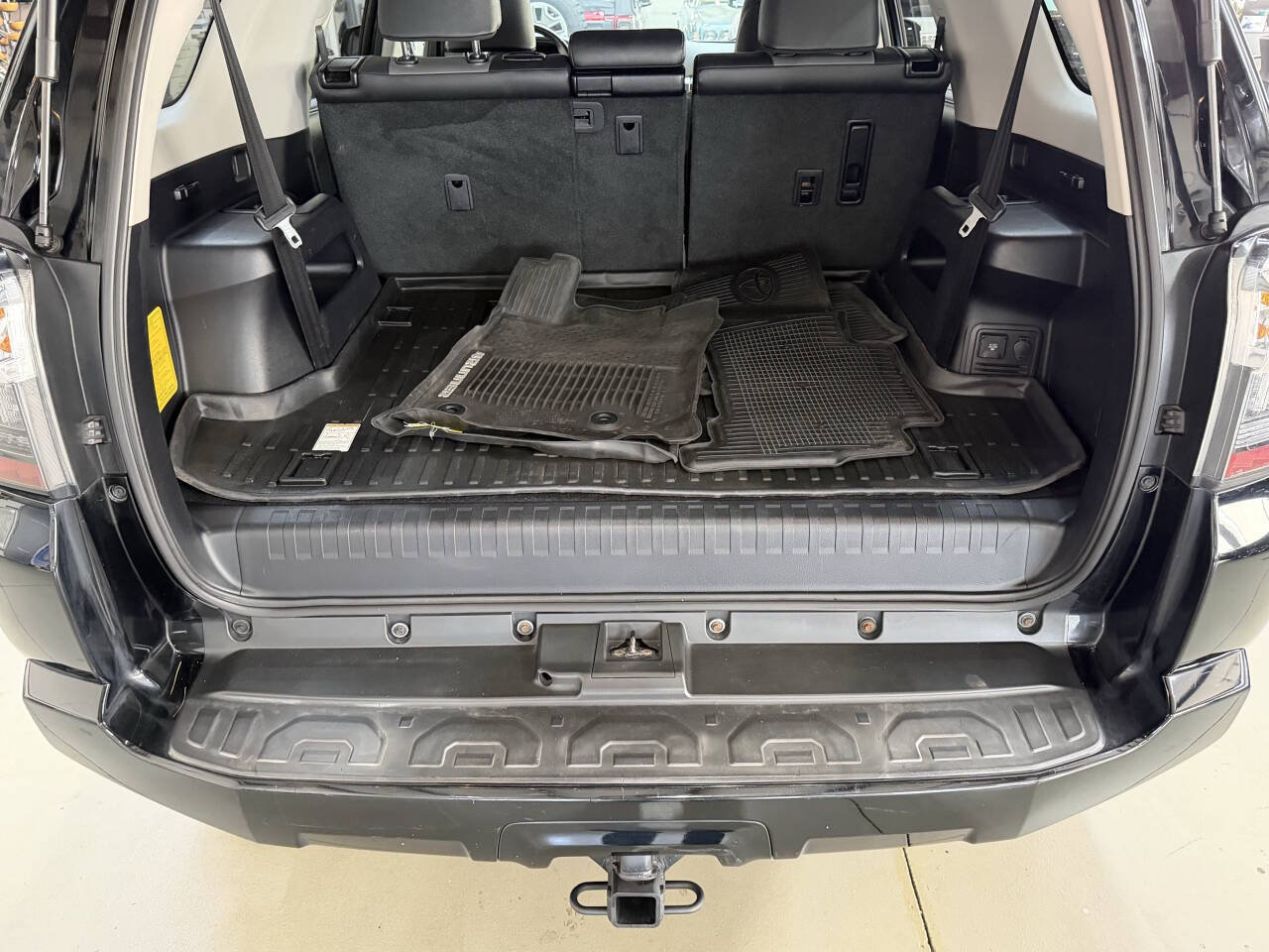Used 2019 Toyota 4Runner SR5 Premium AWD/4WD image 9
