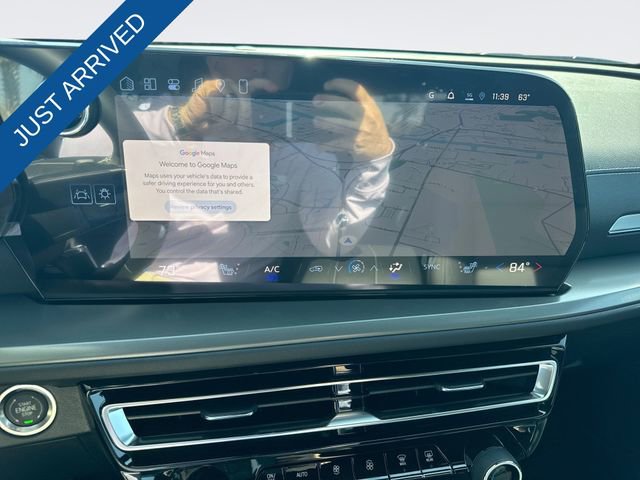 New 2026 Chevrolet Traverse LT w/ Driver Confidence Package image 17