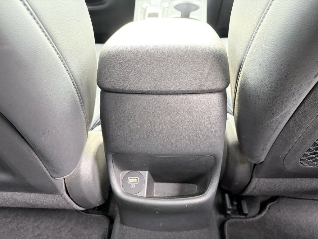 Used 2023 Hyundai Kona Limited image 22