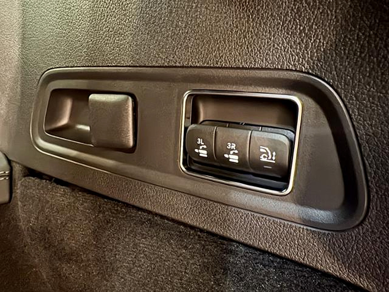 New 2026 Mercedes-Benz GLS 63 AMG 4MATIC image 26