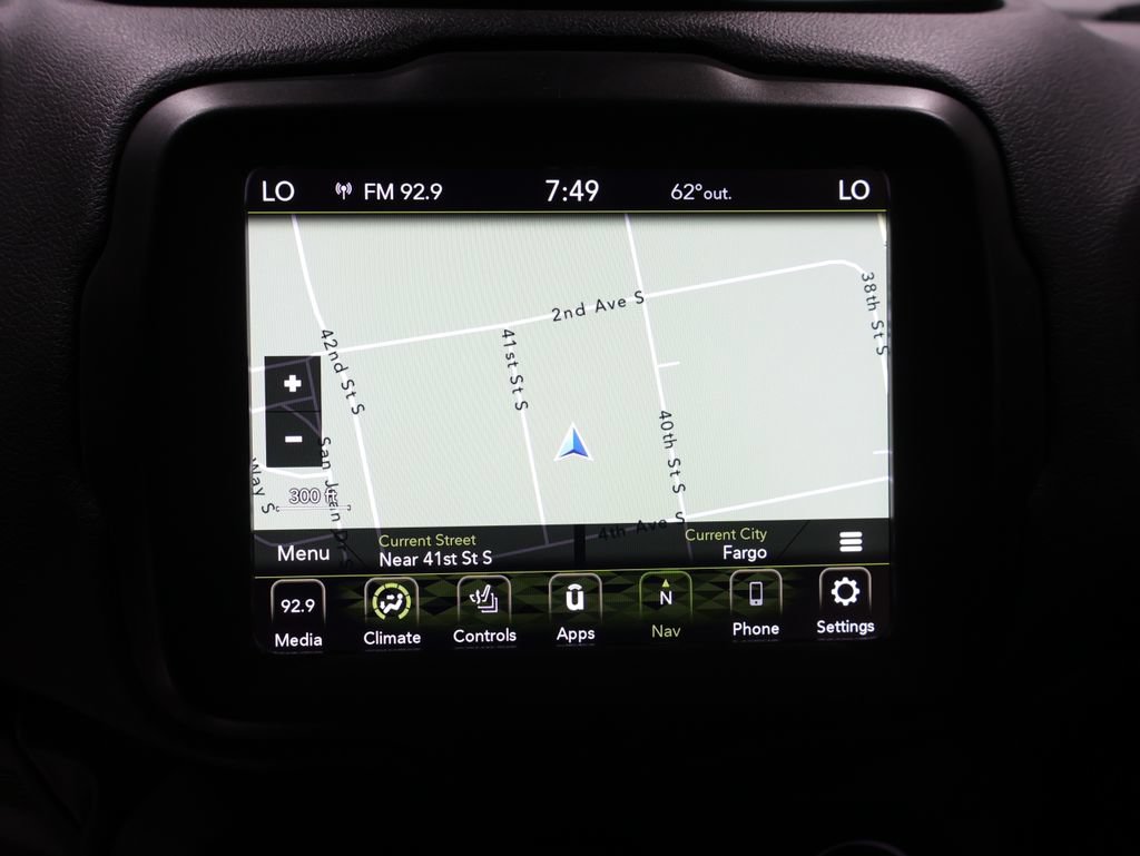 Used 2022 Jeep Renegade Trailhawk AWD/4WD image 33