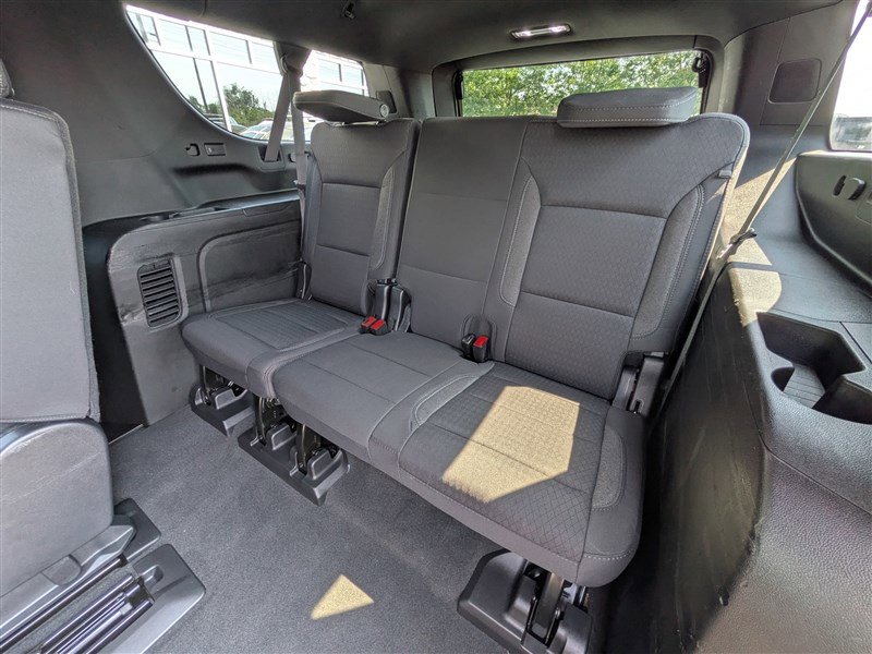 Used 2023 Chevrolet Suburban LS image 20