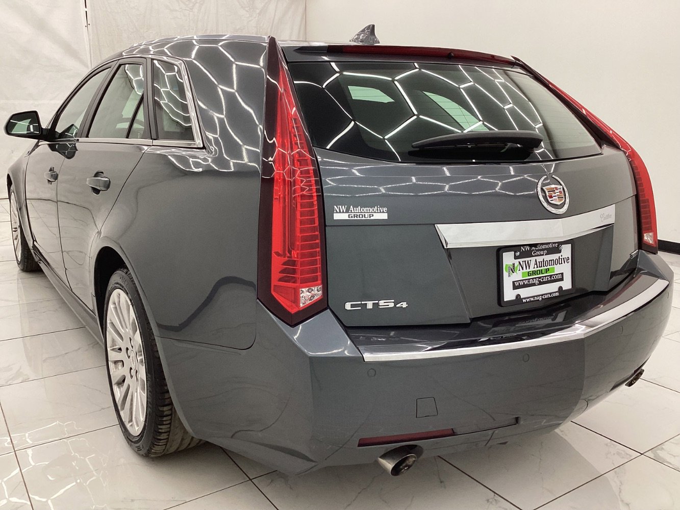 Used 2011 Cadillac CTS Premium image 8