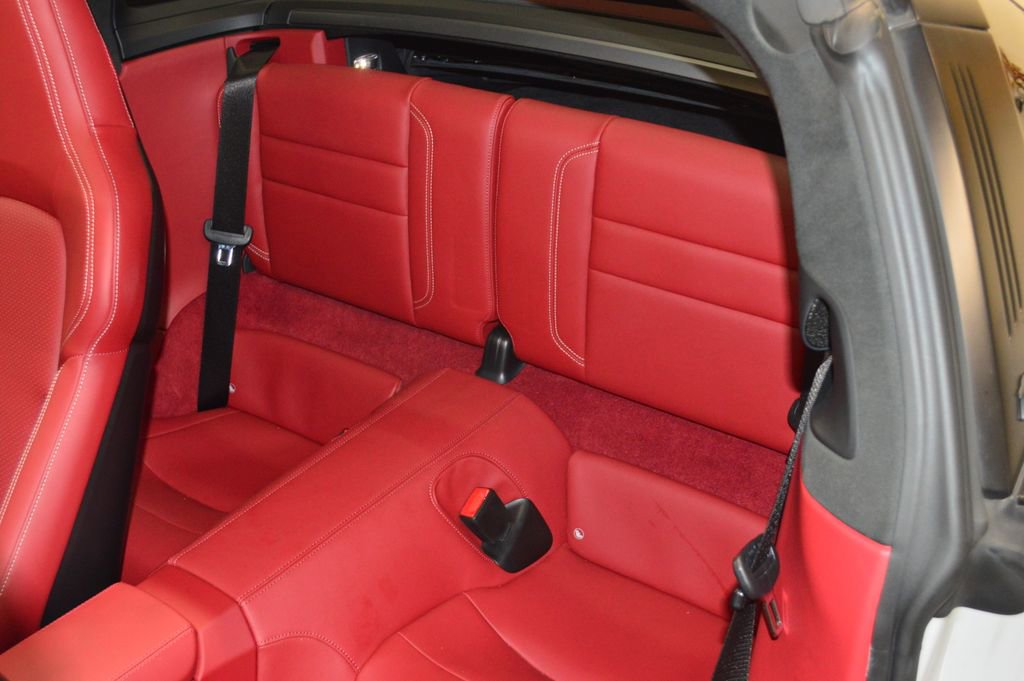 Certified 2025 Porsche 911 Targa 4 GTS AWD/4WD image 35