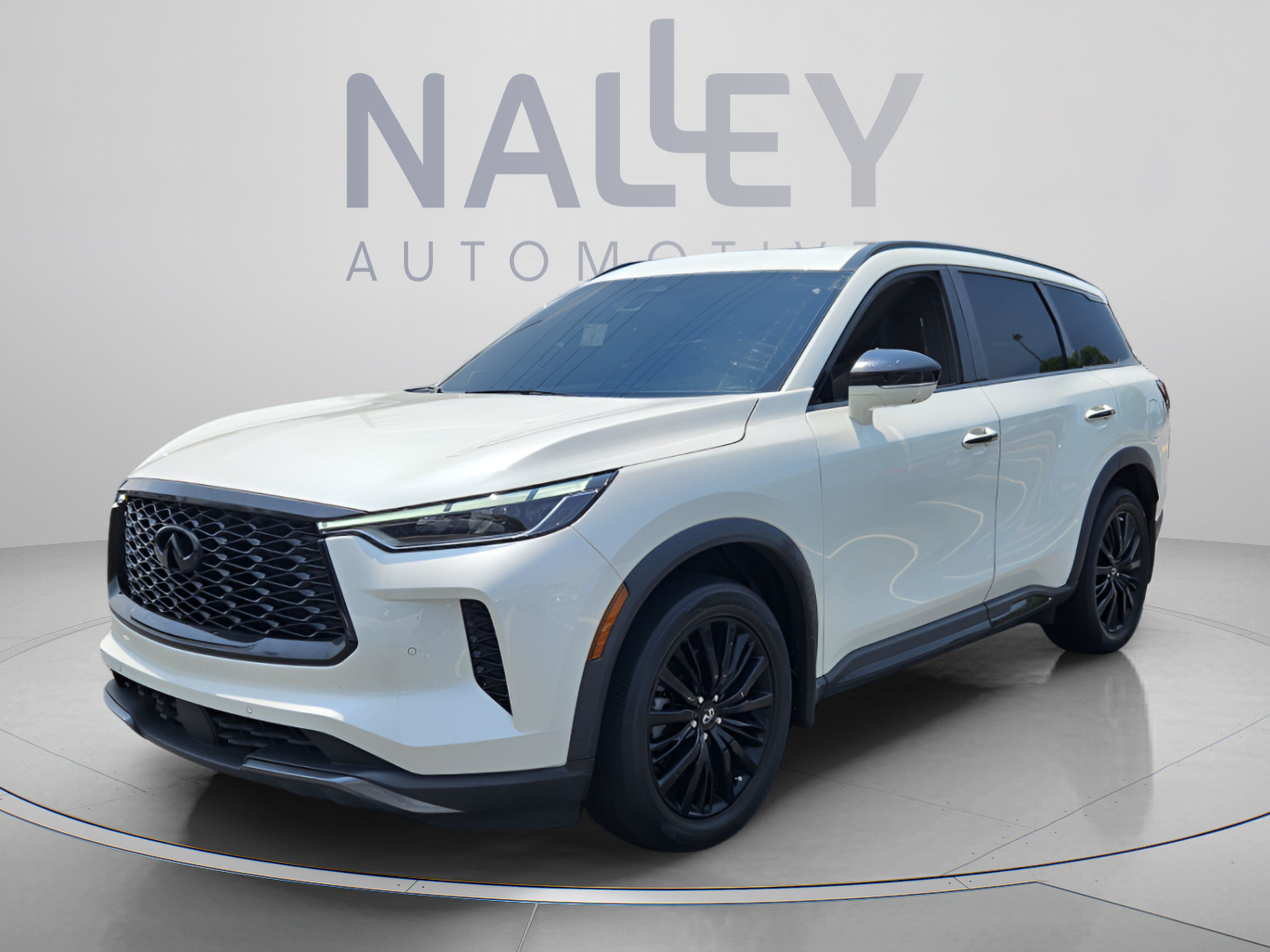 Used 2023 INFINITI QX60 Sensory w/ Vision Package AWD/4WD image 1