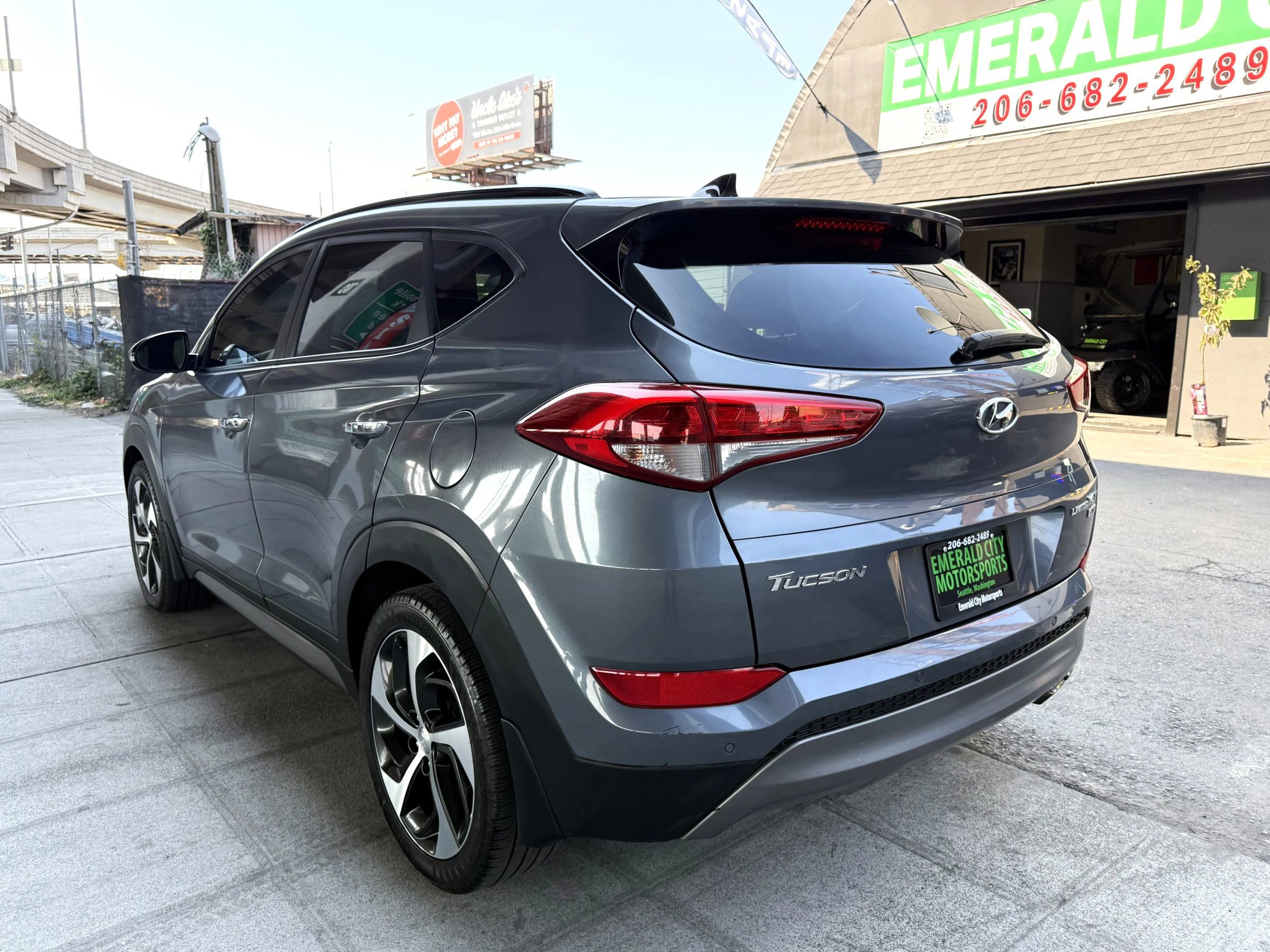 Used 2016 Hyundai Tucson Limited w/ Option Group 03 image 7