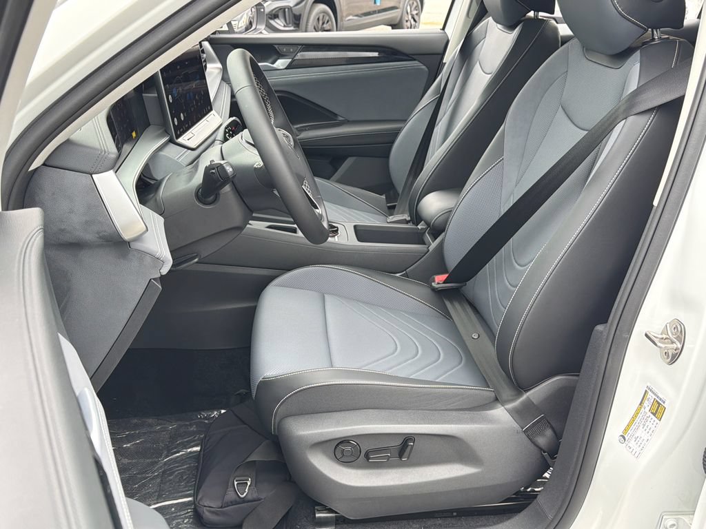 New 2026 Volkswagen Tiguan SE AWD/4WD image 27