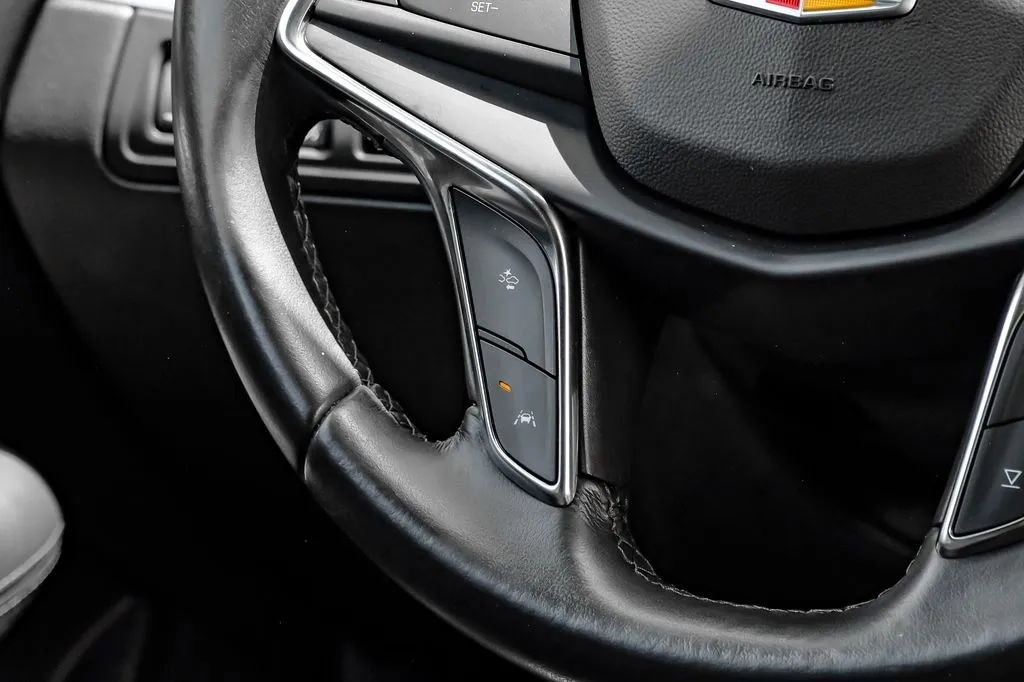 Used 2023 Cadillac XT5 Luxury FWD image 23