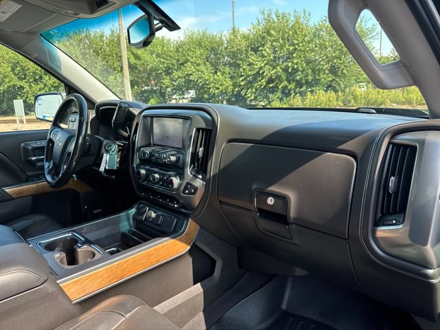 Used 2018 Chevrolet Silverado 1500 LTZ w/ Sport Package AWD/4WD image 28