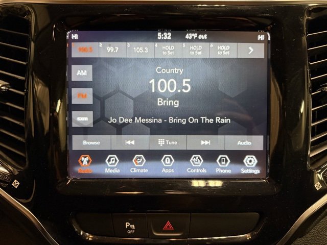 Used 2019 Jeep Cherokee Limited image 39