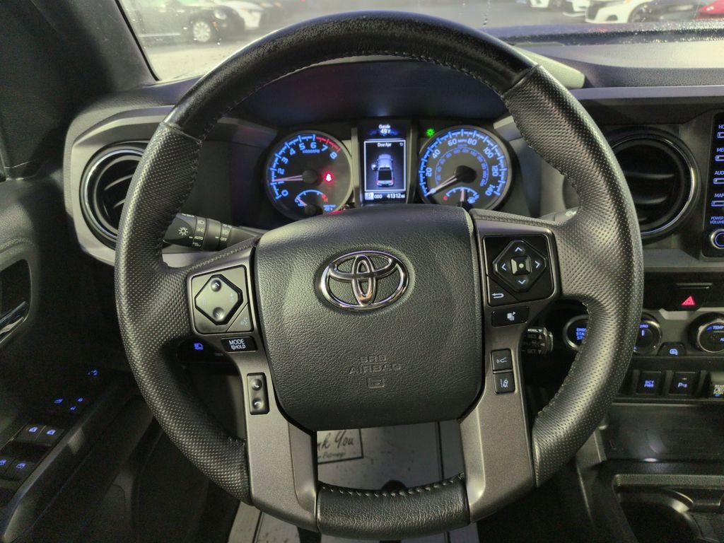 Used 2023 Toyota Tacoma TRD Off-Road w/ Technology Package AWD/4WD image 14