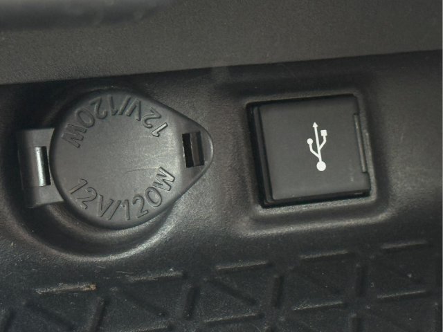 Used 2022 Toyota RAV4 LE FWD image 19