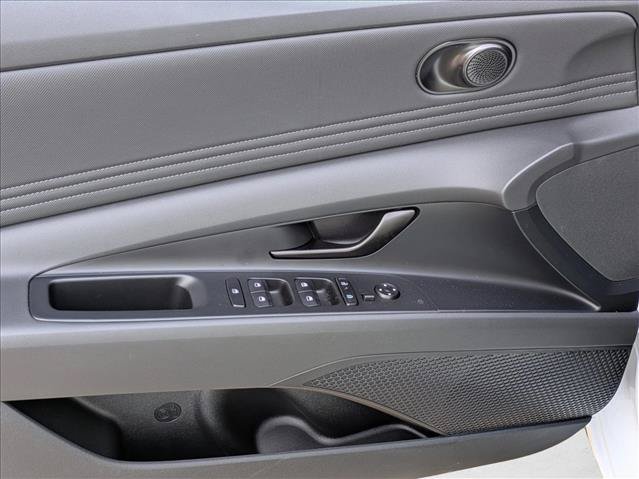 New 2026 Hyundai Elantra Sport FWD image 16