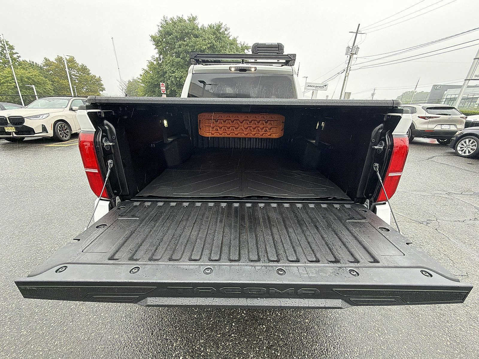 Used 2024 Toyota Tacoma TRD Off-Road AWD/4WD image 27
