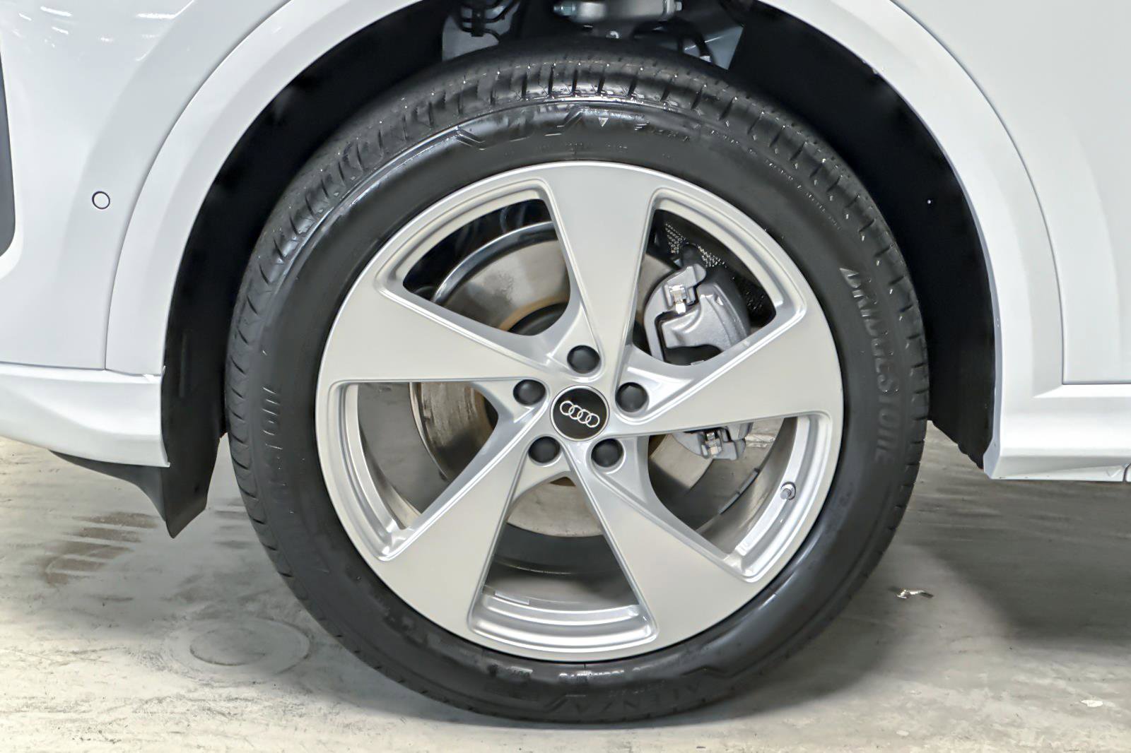 New 2025 Audi Q5 Premium Plus image 25