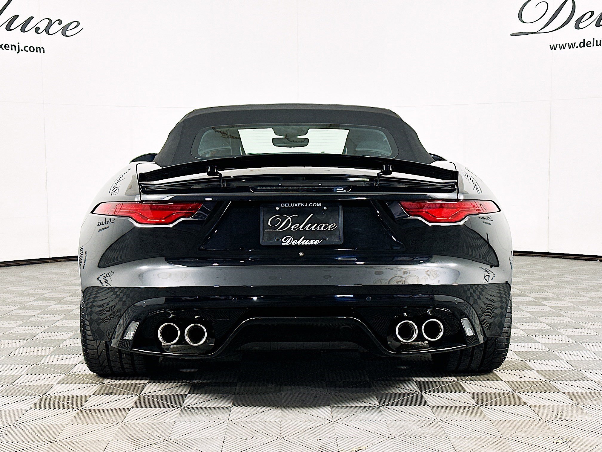 Used 2024 Jaguar F-TYPE R-Dynamic RWD image 5