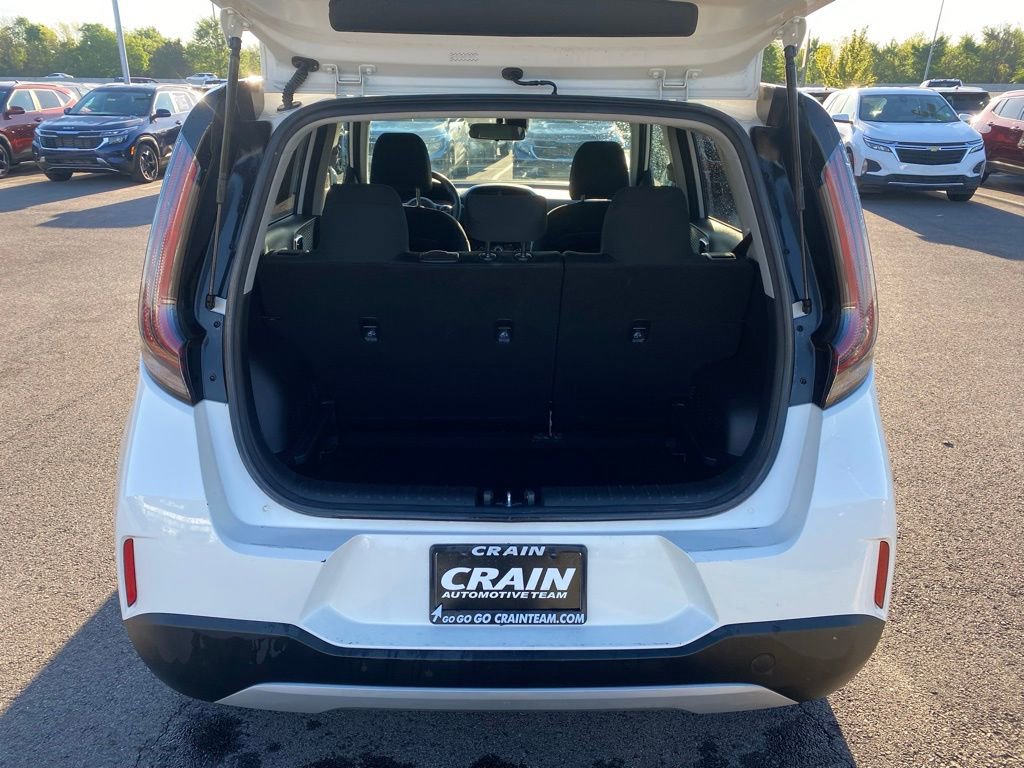 Certified 2024 Kia Soul LX FWD image 25