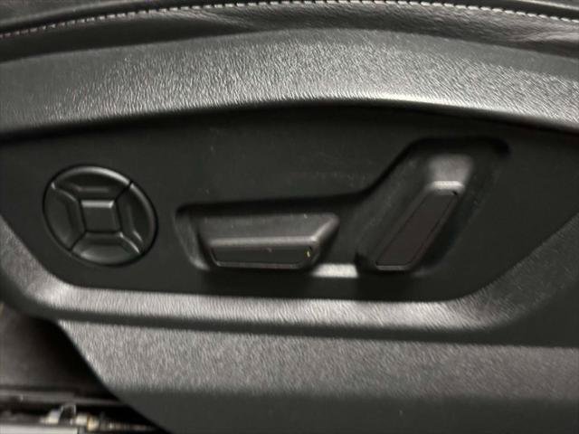 Used 2023 Audi Q8 Premium w/ Convenience Package AWD/4WD image 20