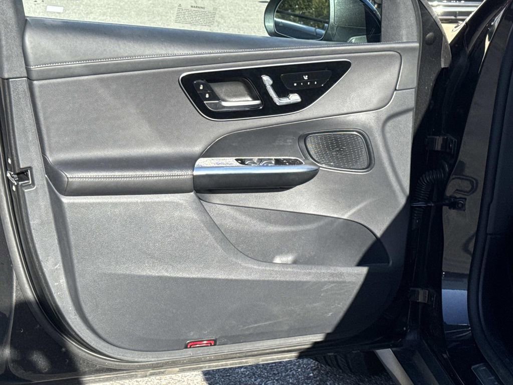 Used 2023 Mercedes-Benz GLC 300 image 19