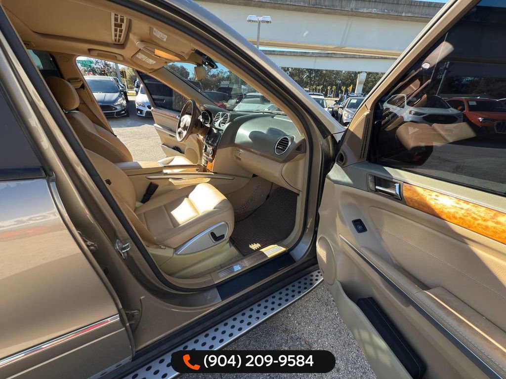 Used 2009 Mercedes-Benz ML 350 4MATIC image 24
