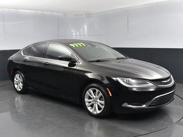 Used 2015 Chrysler 200 Limited FWD image 1