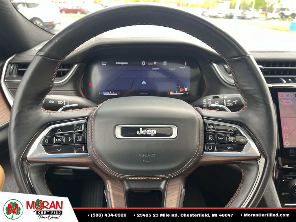 Used 2023 Jeep Grand Cherokee L Summit w/ Rear Seat Video Group I AWD/4WD image 25