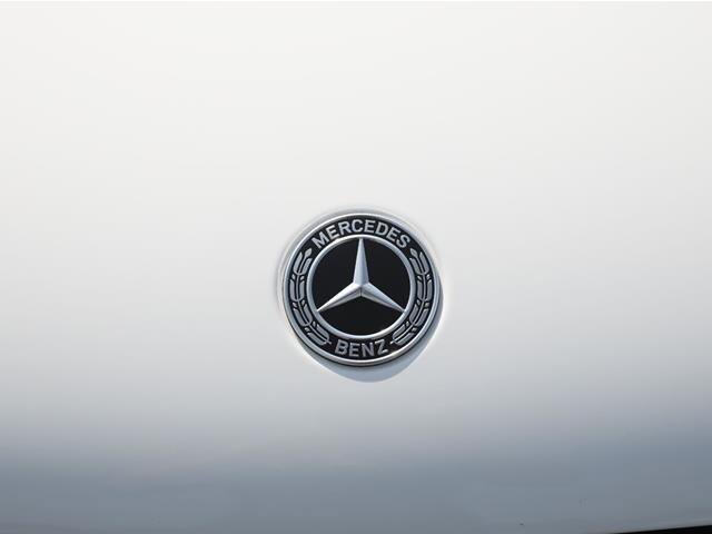 Used 2023 Mercedes-Benz GLC 300 4MATIC image 4