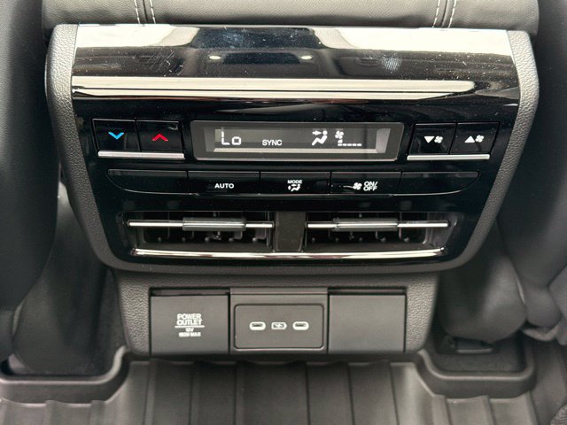 New 2026 Acura MDX w/ Technology Package AWD/4WD image 13
