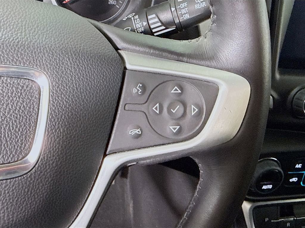 Used 2022 GMC Terrain SLT image 21