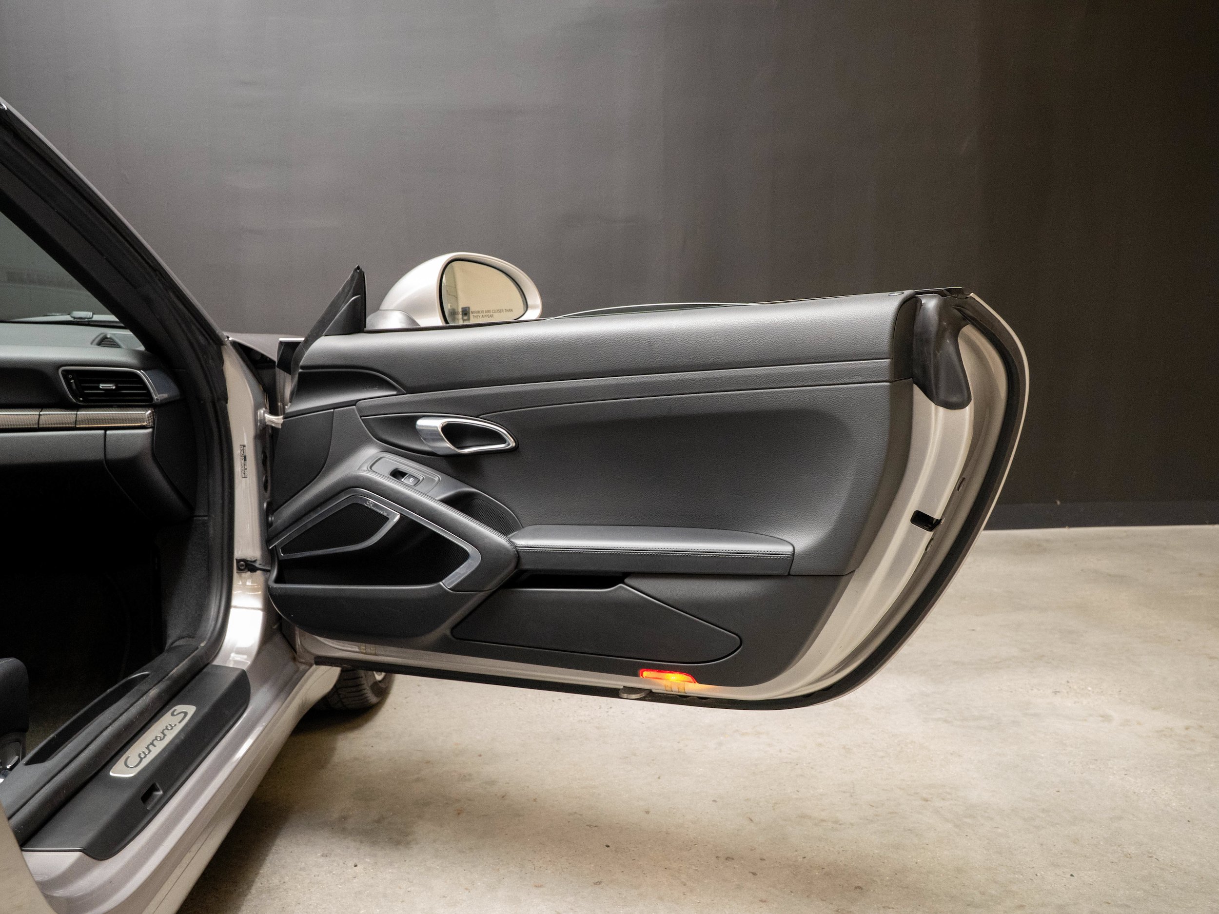 Used 2013 Porsche 911 Carrera S RWD image 28